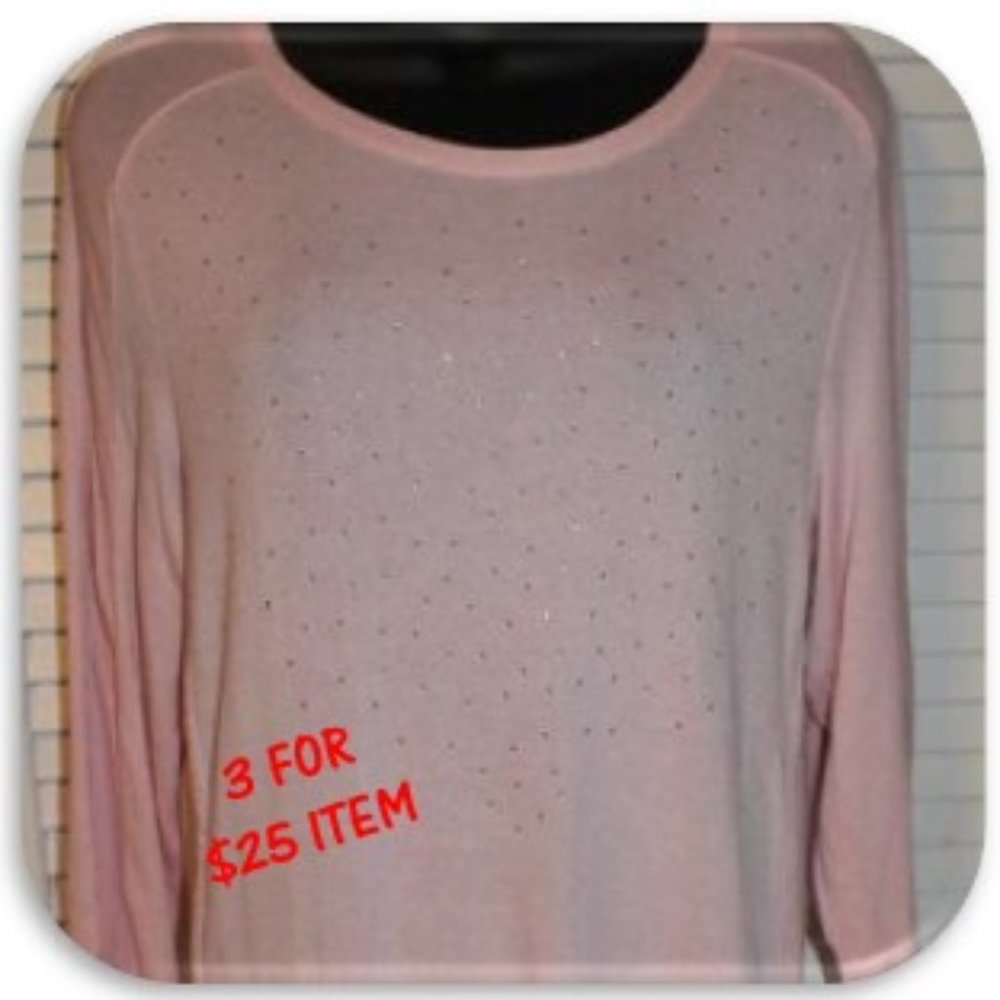 PINK SWEATER WITH RHINESTONE EMBELLISHMENT